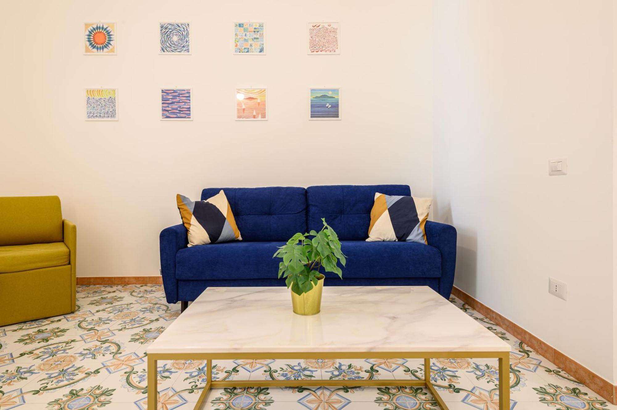 Guest House 121 Charming Apartment Νάπολη Εξωτερικό φωτογραφία